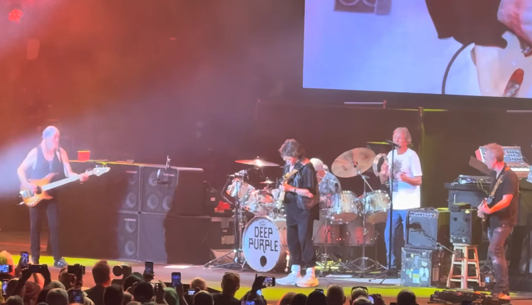 Guitarist Ritchie Blackmore Reunites With Deep Purple At Jones Beach After 33 Years