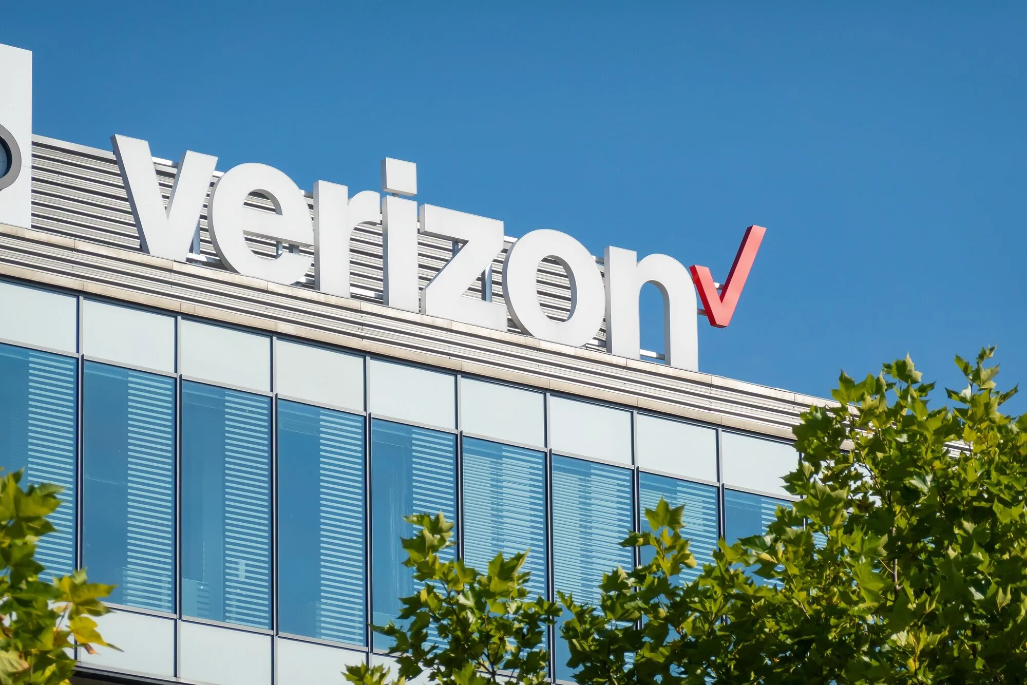 Verizon Outage Is Hitting Thousands Of Customers Today And Here Is What To Do