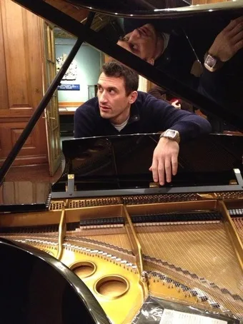 Mike Marinaccio and Friends to play at Pausa