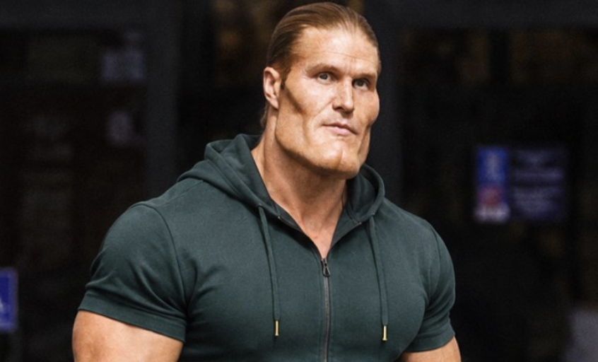 Clay Matthews Goes Viral After TMZ Posted AI Photos Of An Impossibly Jacked Version Of Him