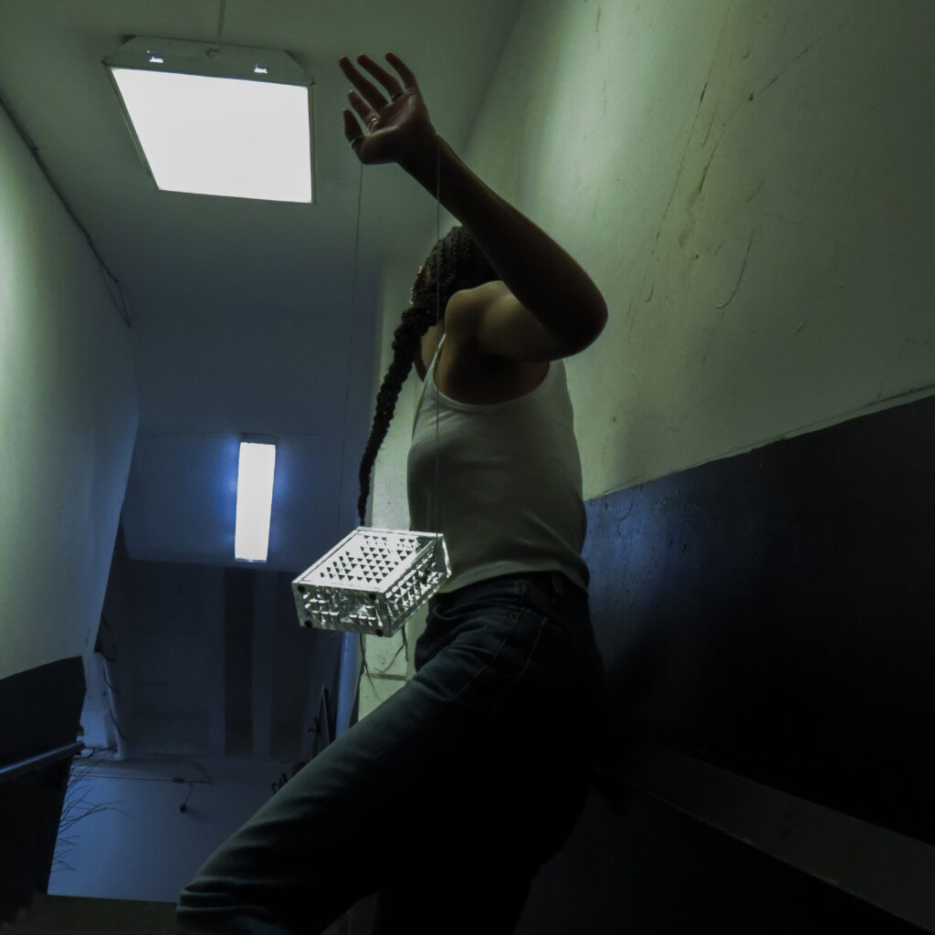 Q3akryloviq3akrylovi artvoice