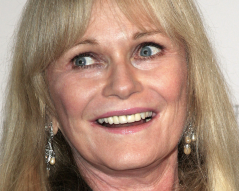 Valerie Perrine