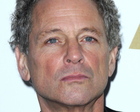 Lindsey Buckingham
